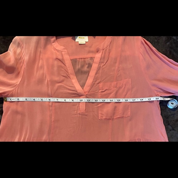 Rayon top by Maeve for Anthropology. Size 12. - Picture 9 of 12